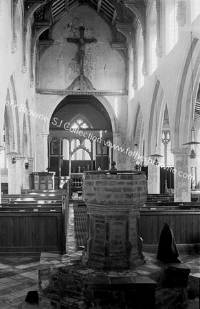 POTTER HEIGHAM INTERIOR WITH BRICK FONT